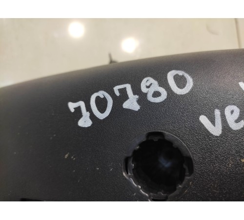 Кожух рулевой колонки