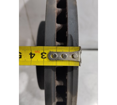 Тормозной диск передний левый