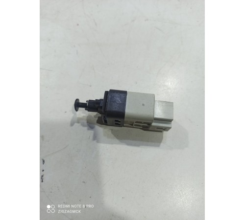 Датчик стоп сигнала