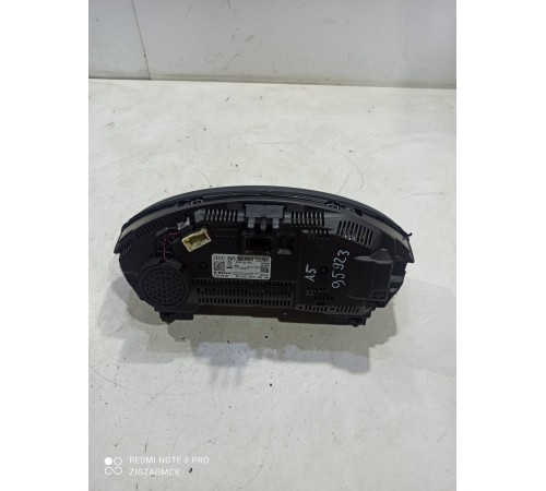 Панель приборов