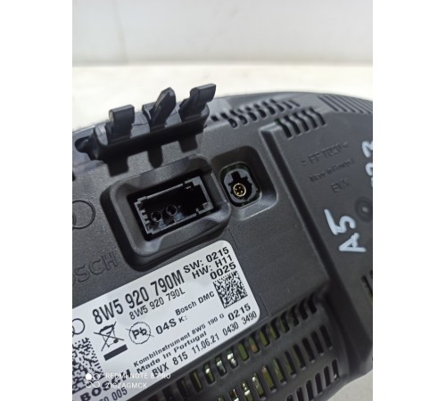 Панель приборов