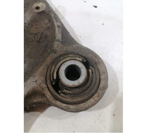 Рычаг подвески передний левый