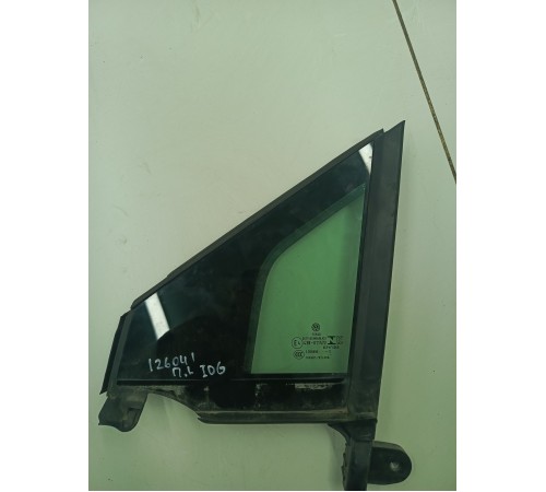 Глухое стекло форточка переднее левое 