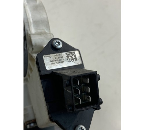 Моторчик стеклоподъемника (передний, левый)