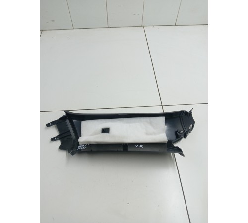 Обшивка стойки задняя правая