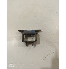 Петля крышки багажника правая