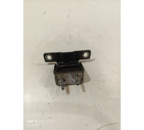 Петля крышки багажника правая