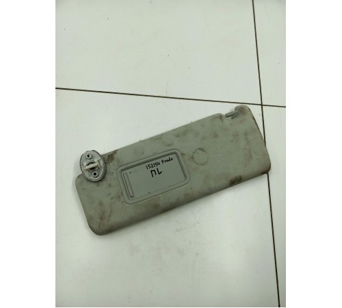 Козырёк левый