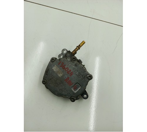 Насос вакуумный