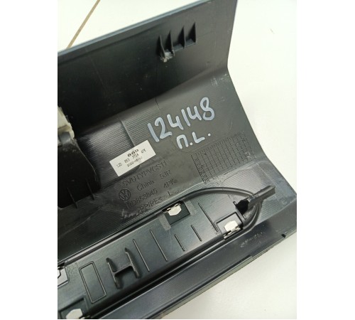 Накладка порога передняя левая