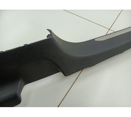 Накладка порога передняя левая