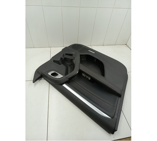 Обшивка двери передняя левая