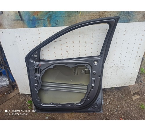 Дверь(передняя правая)