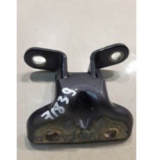 Петля двери задняя левая верхняя