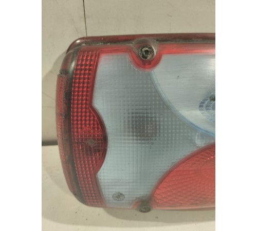 Фонарь (задний правый)