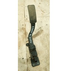 Педаль акселератора