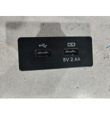 Блок USB (двойной)