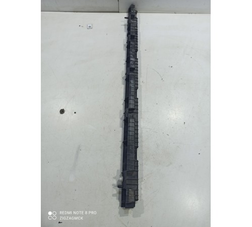 Кронштейн(крепление) накладки порога передний правый