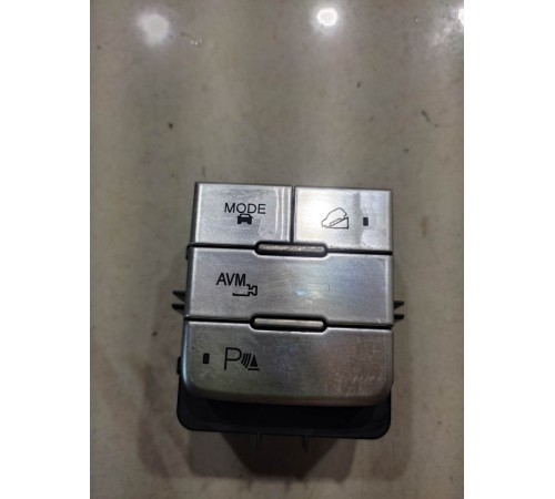 Блок кнопок центральной консоли многофунциональный