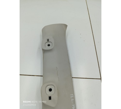 Обшивка стойки лобового стекла левая