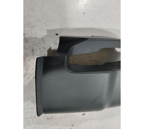 Кожух рулевой колонки нижний