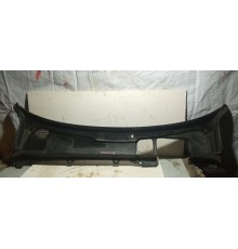 Решетка стеклоочистителя (планка под лобовое стекло)