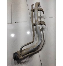 Горловина топливного бака