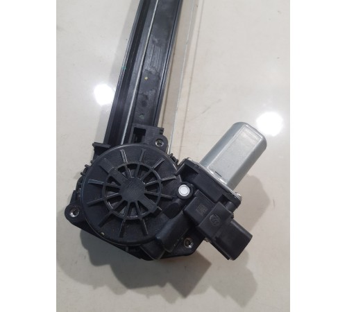 Стеклоподъемник задний правый