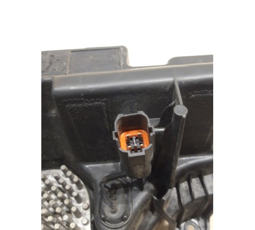 Фара противотуманная (передняя левая)