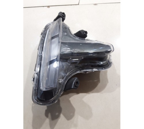 Фара противотуманная (передняя левая)