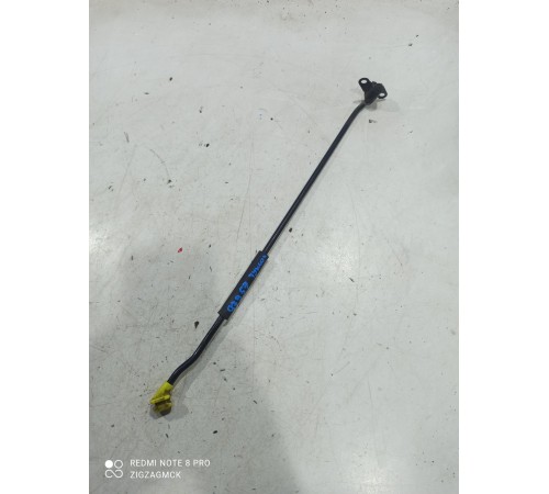 Держатель капота