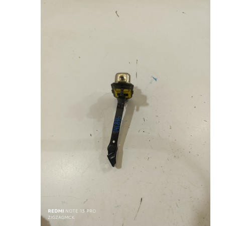 Ограничитель двери передний правый