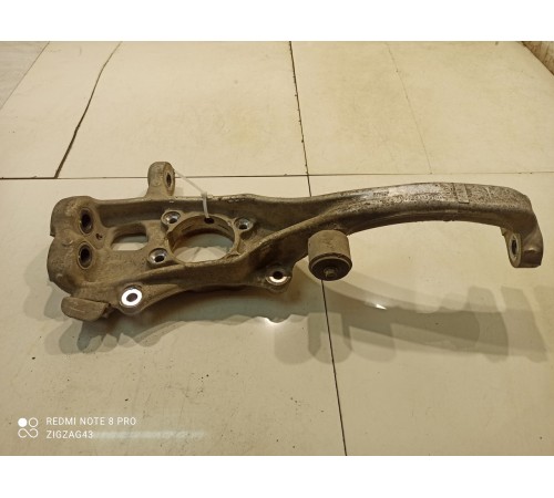 Поворотный кулак(передний правый)