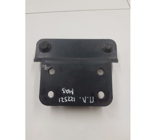 Кронштейн крепление рамы передний левый