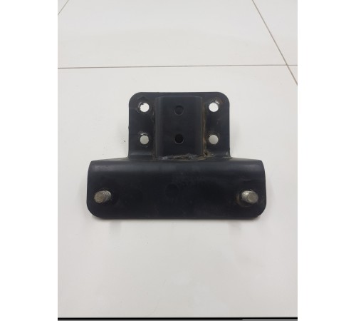 Кронштейн крепление рамы передний левый