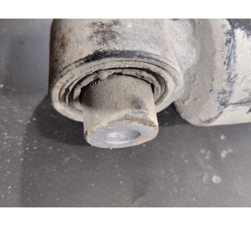 Амортизатор подвески задний правый