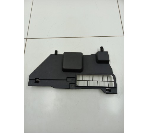 Накладка торпедо правая с модулем подсветки