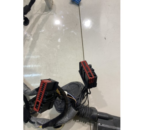 Электропроводка двери (задняя, левая)