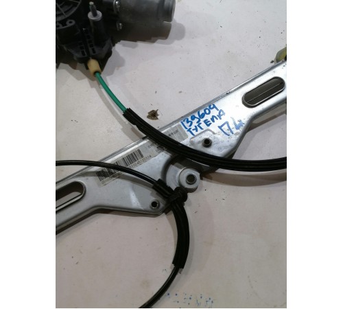 Стеклоподьемник передний левый