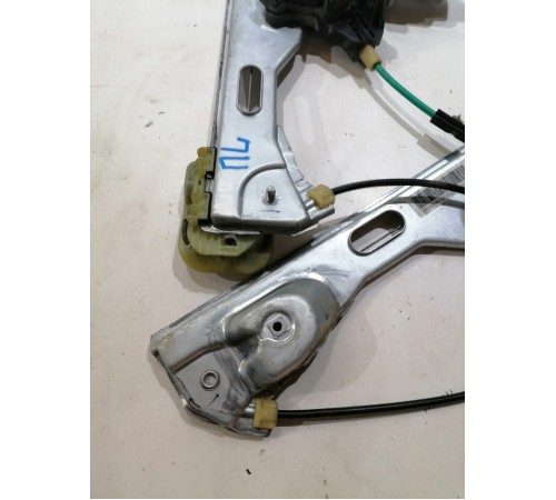 Стеклоподьемник передний левый