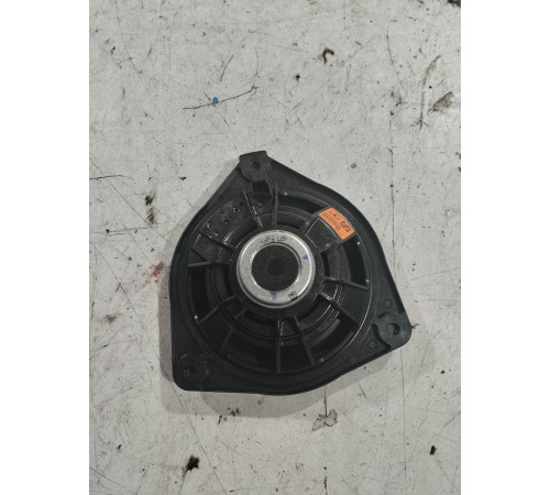 Динамик двери (передний правый)