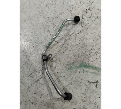 Трубка топливная