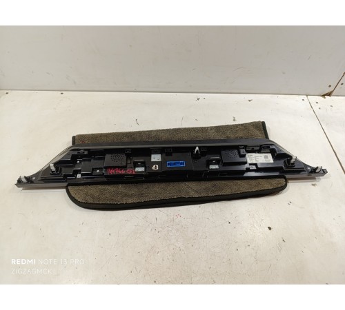 Панель приборов (дисплей информационный)