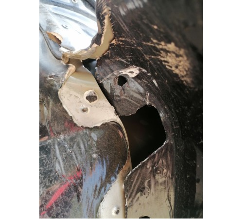 Крыло заднее правое