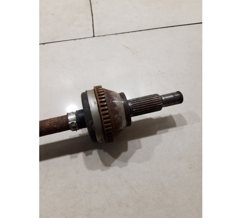 Привод(полуось) задний левый