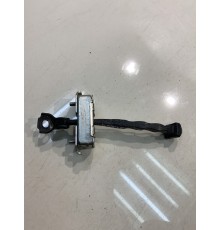 Ограничитель двери (задний, левый)