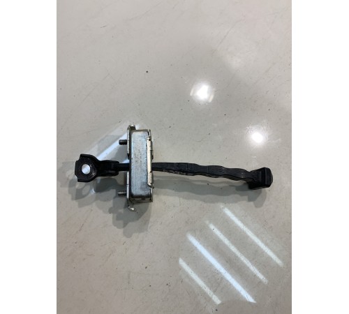 Ограничитель двери (задний, левый)