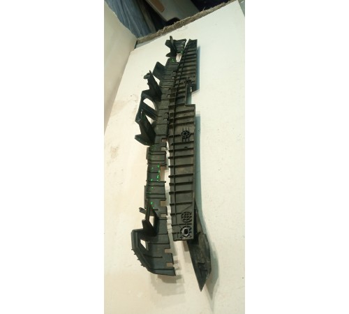 Накладка под решетку радиатора