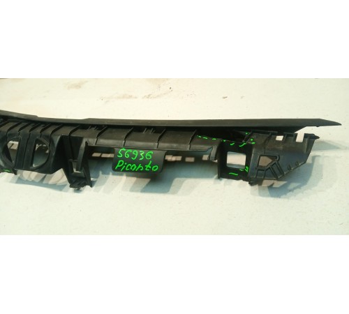 Накладка под решетку радиатора