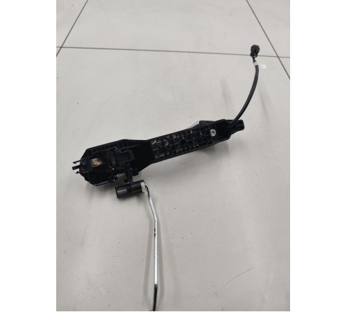 Ручка двери передняя правая (наружная)